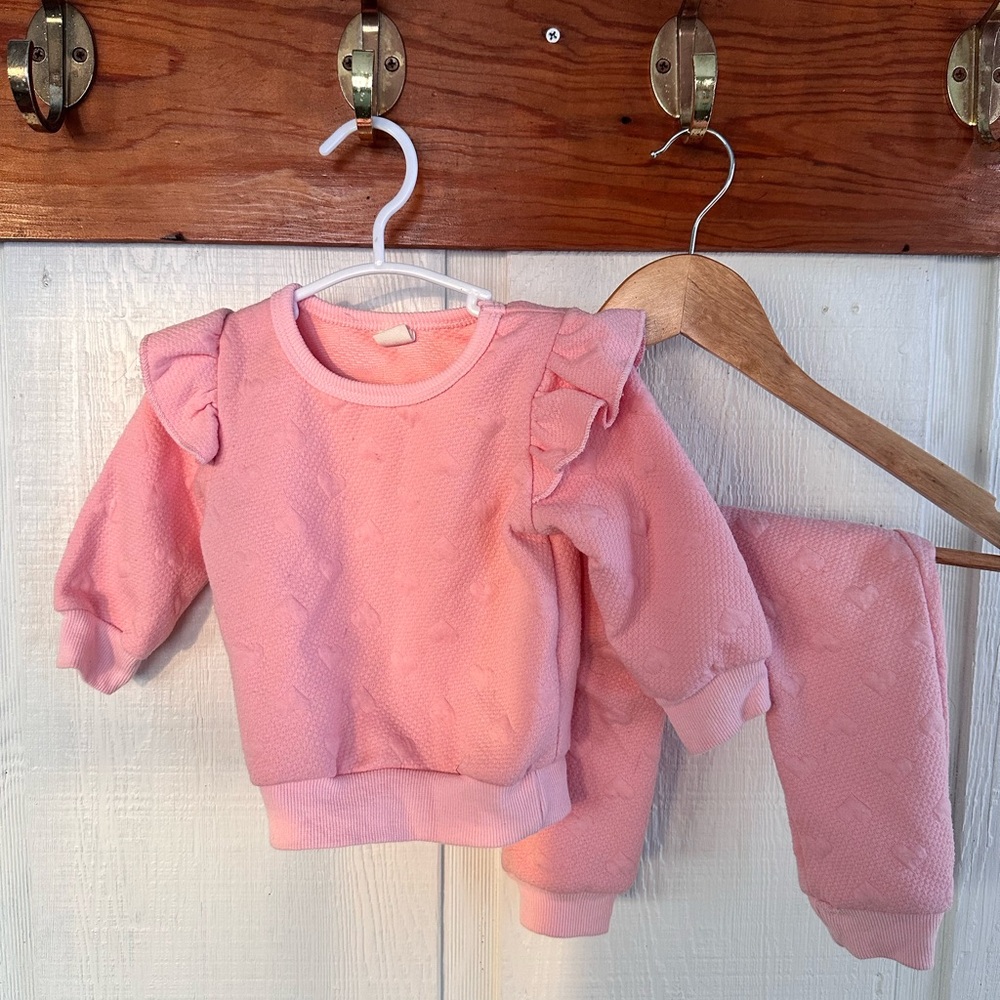 Amazon Pink Ruffled Heart Design Baby Sweatshirt & Sweatpants Outfit Valentines